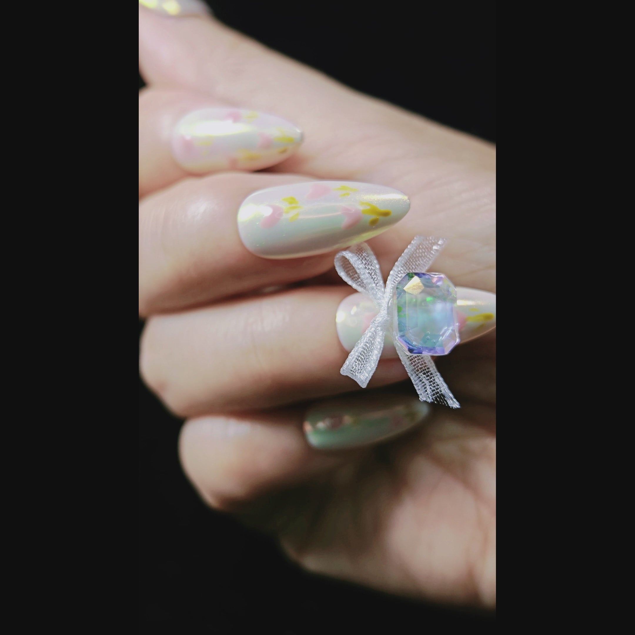 stunnails acrylic press on nails Almond Country music festival video