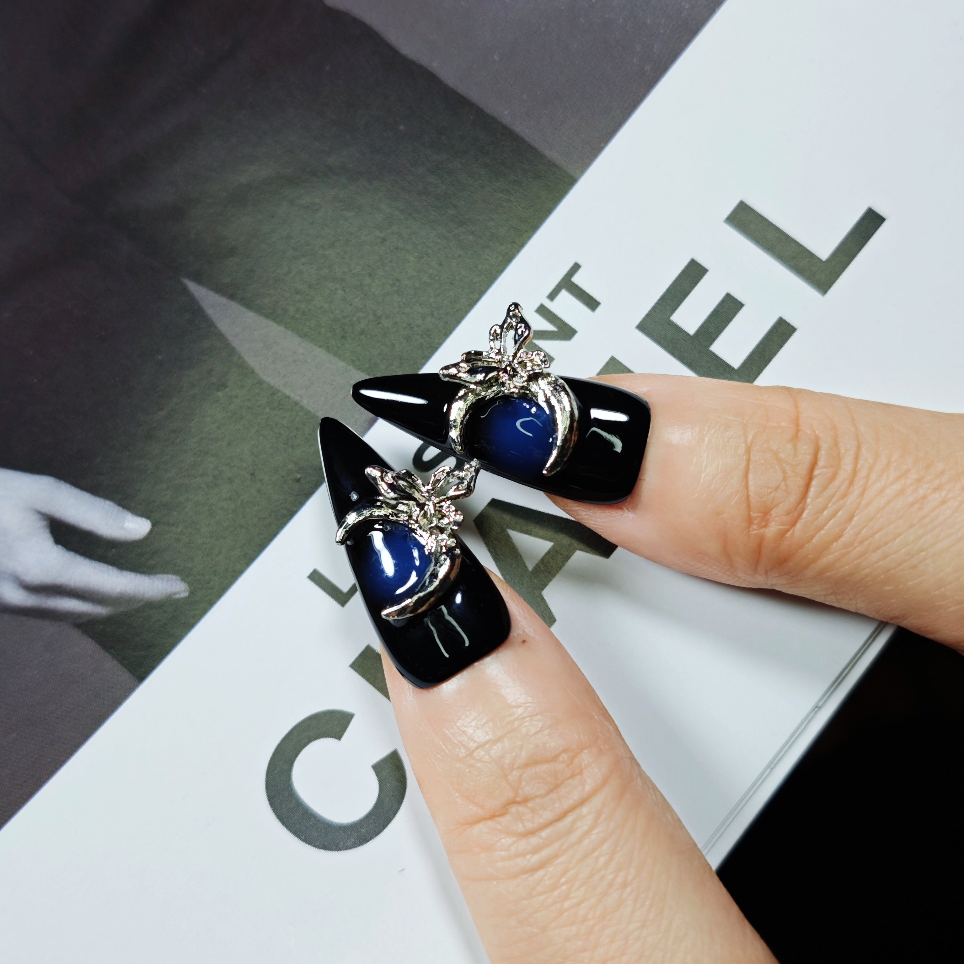 stunnails acrylic press on nails Stiletto Dark warrior