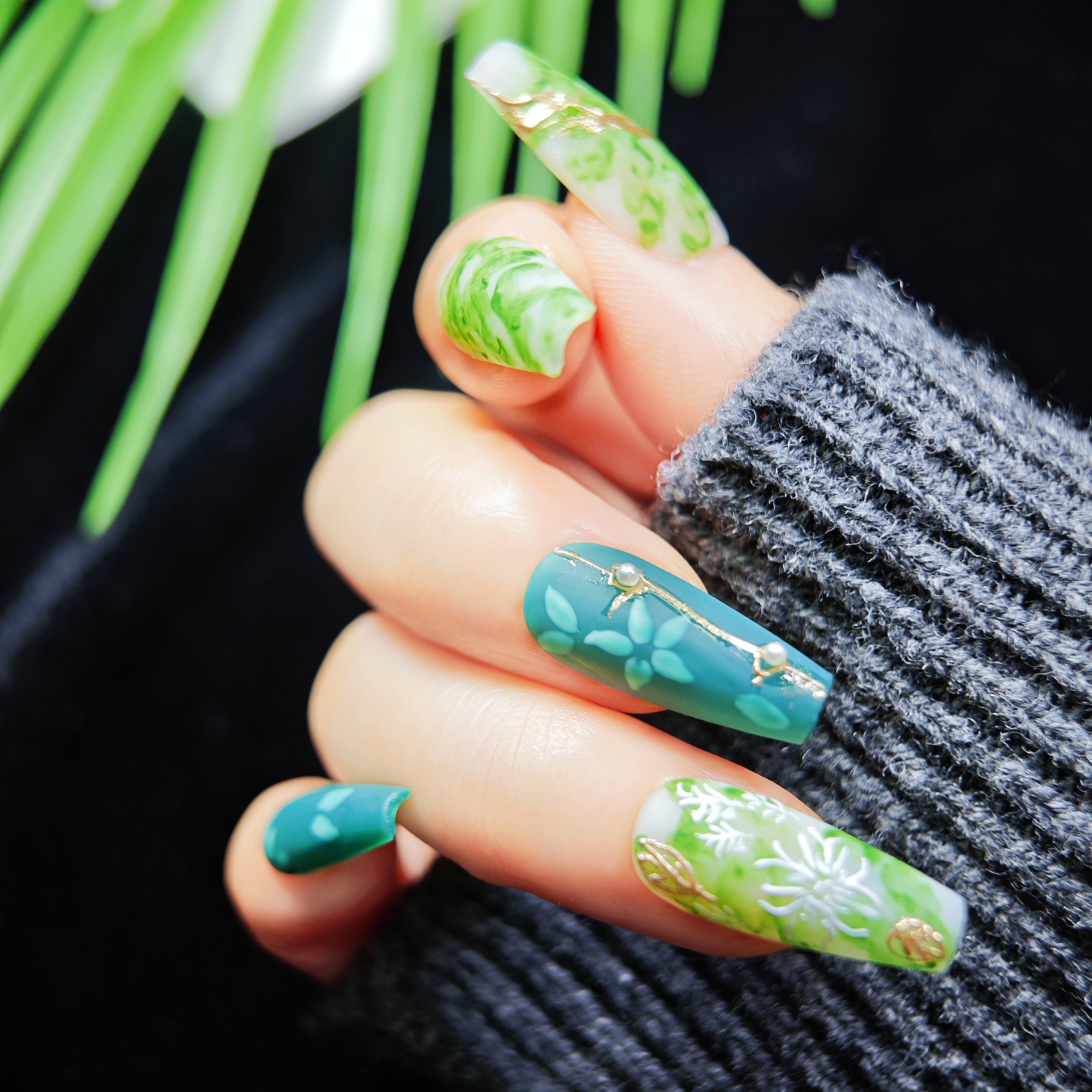 stunnails  acrylic press on nails Coffin Bamboo grove

